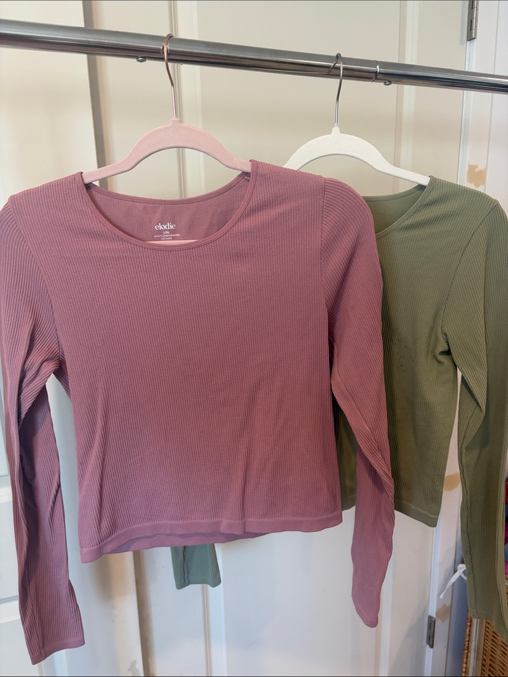 Elodie Ribbed Long Sleeve Top in Mauve and Olive